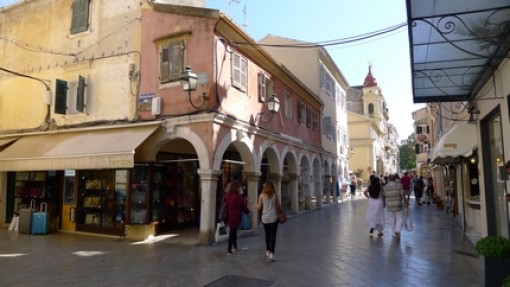De mooie oude binnenstad van Kerkyra.